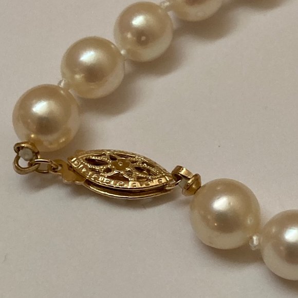 14K Yellow Gold Cultured Pearl Necklace AA 19" 7.5mm - Picture 3 of 4